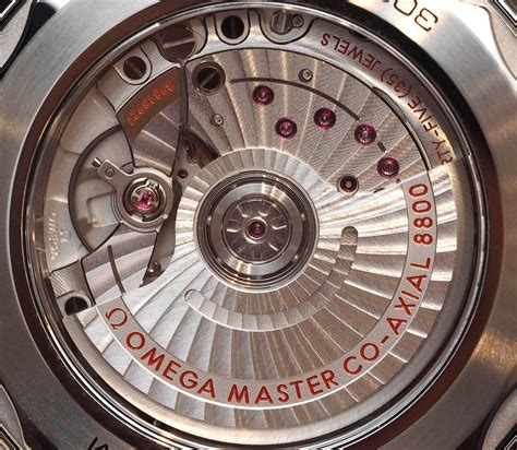 omega master chronometer calibre 8800.